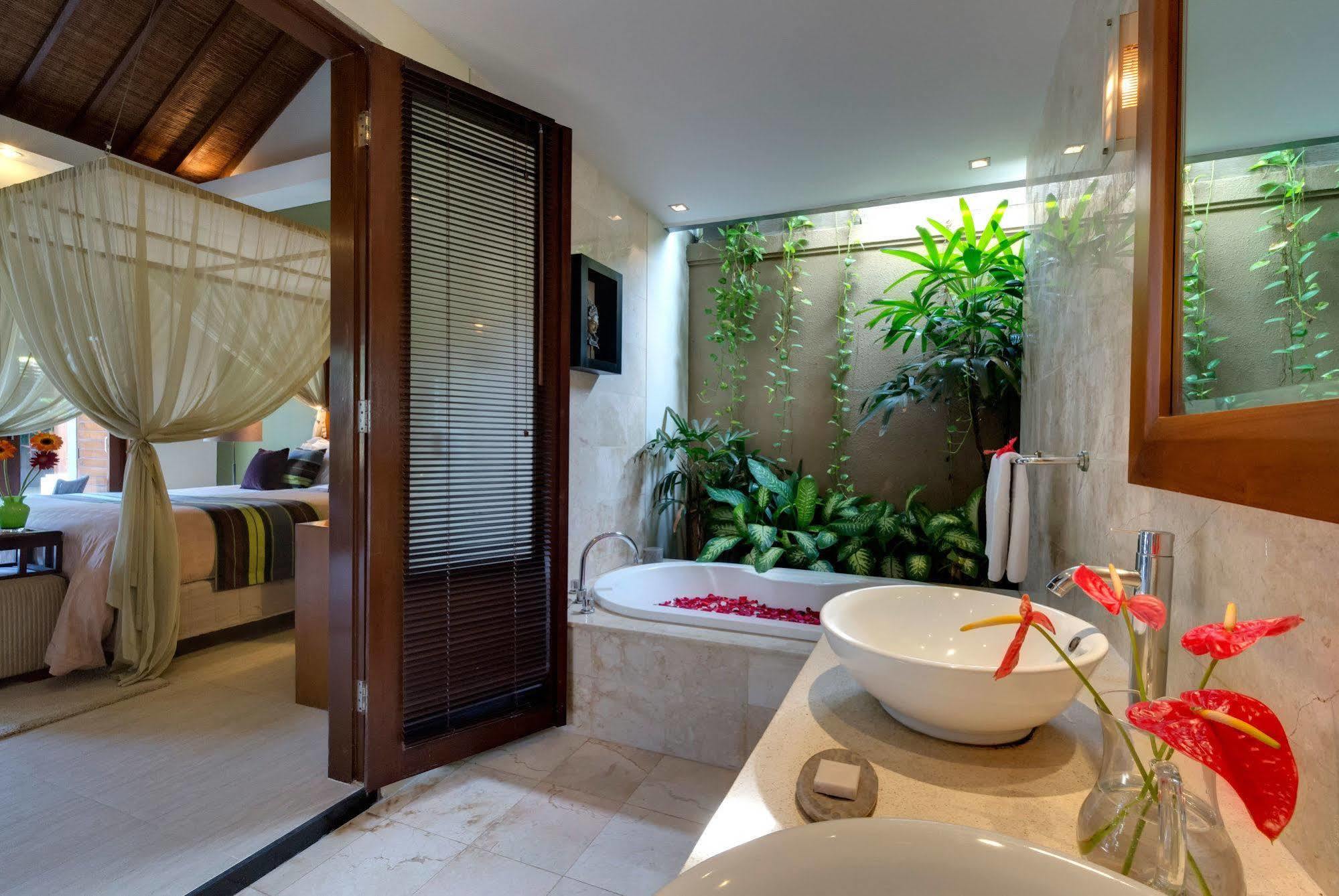 Lakshmi Villas Seminyak Esterno foto