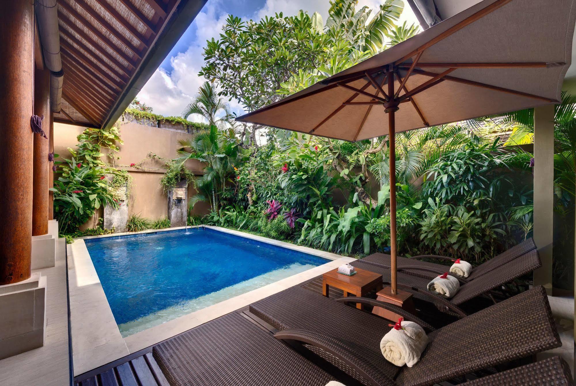 Lakshmi Villas Seminyak Esterno foto