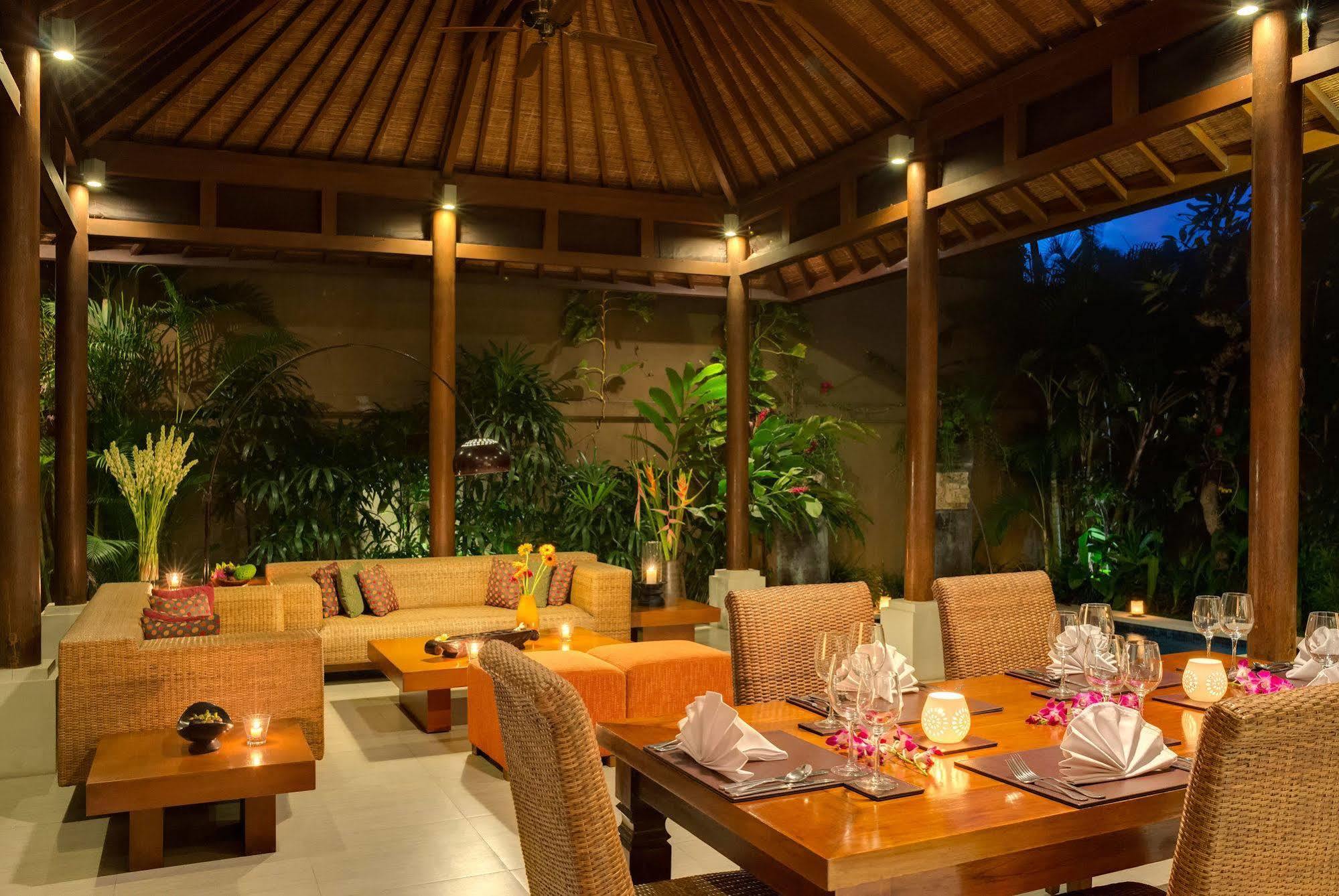 Lakshmi Villas Seminyak Esterno foto